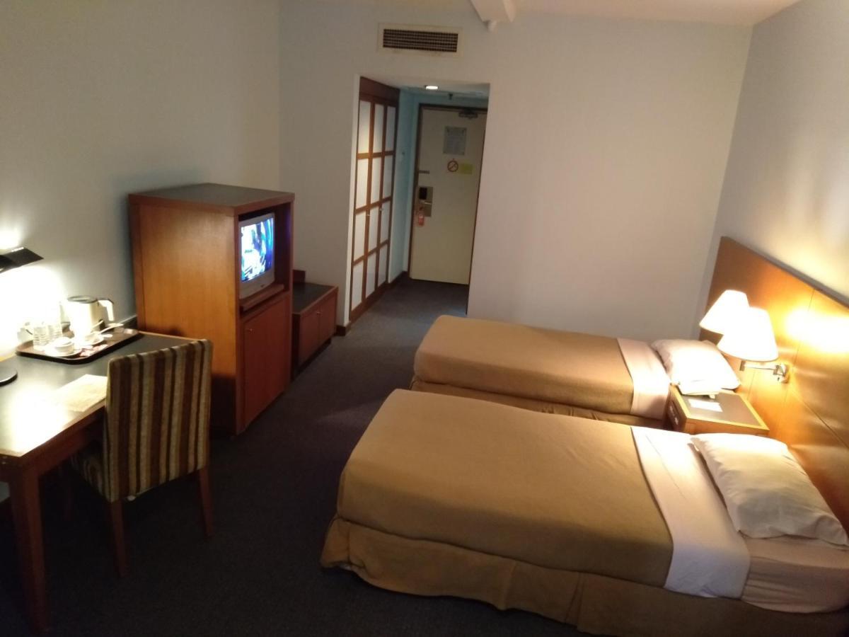 Plaza Grand Hotel Kuala Lumpur Buitenkant foto